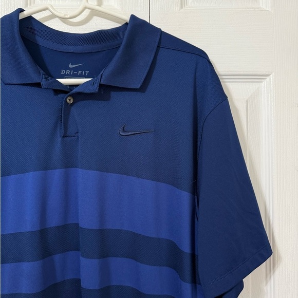 Nike Men’s Dri-Fit Golf Polo Blue Color block Short Sleeve Shirt Standard fit L - Picture 6 of 7